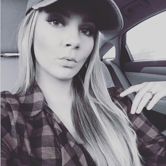 Meet your Posher, Chelse - Picture 5 of 8